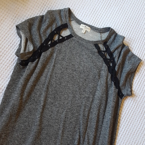 🚫SOLD 🚫Dress - Picture 1 of 4